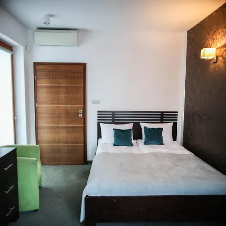 Przy Plazy - For アパート ポビエロボ