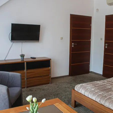 アパート Przy Plazy - For ポビエロボ