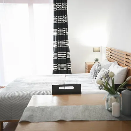 Przy Plazy - For アパート ポビエロボ